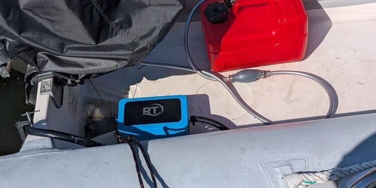 Stop Bailing: How a Solar Dinghy Bilge Pump Changes the Game