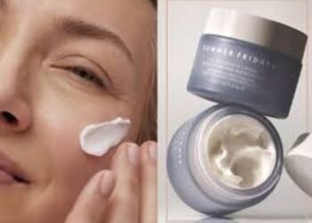 Neck Firming Cream vs Face Cream: What’s the Difference?